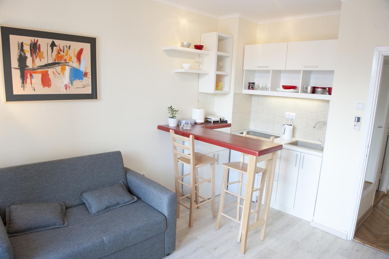 Atelje Apartment Belgrado Buitenkant foto